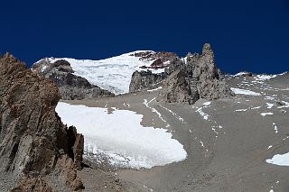04 The Aconcagua East Face And Polish Glacier Become Visible Just After Leaving Camp 1 On The Way To The Ameghino Col.jpg